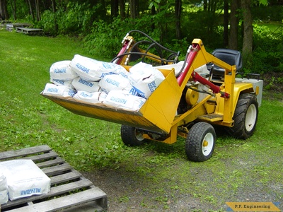 cub 149 lifting 450 lbs lime